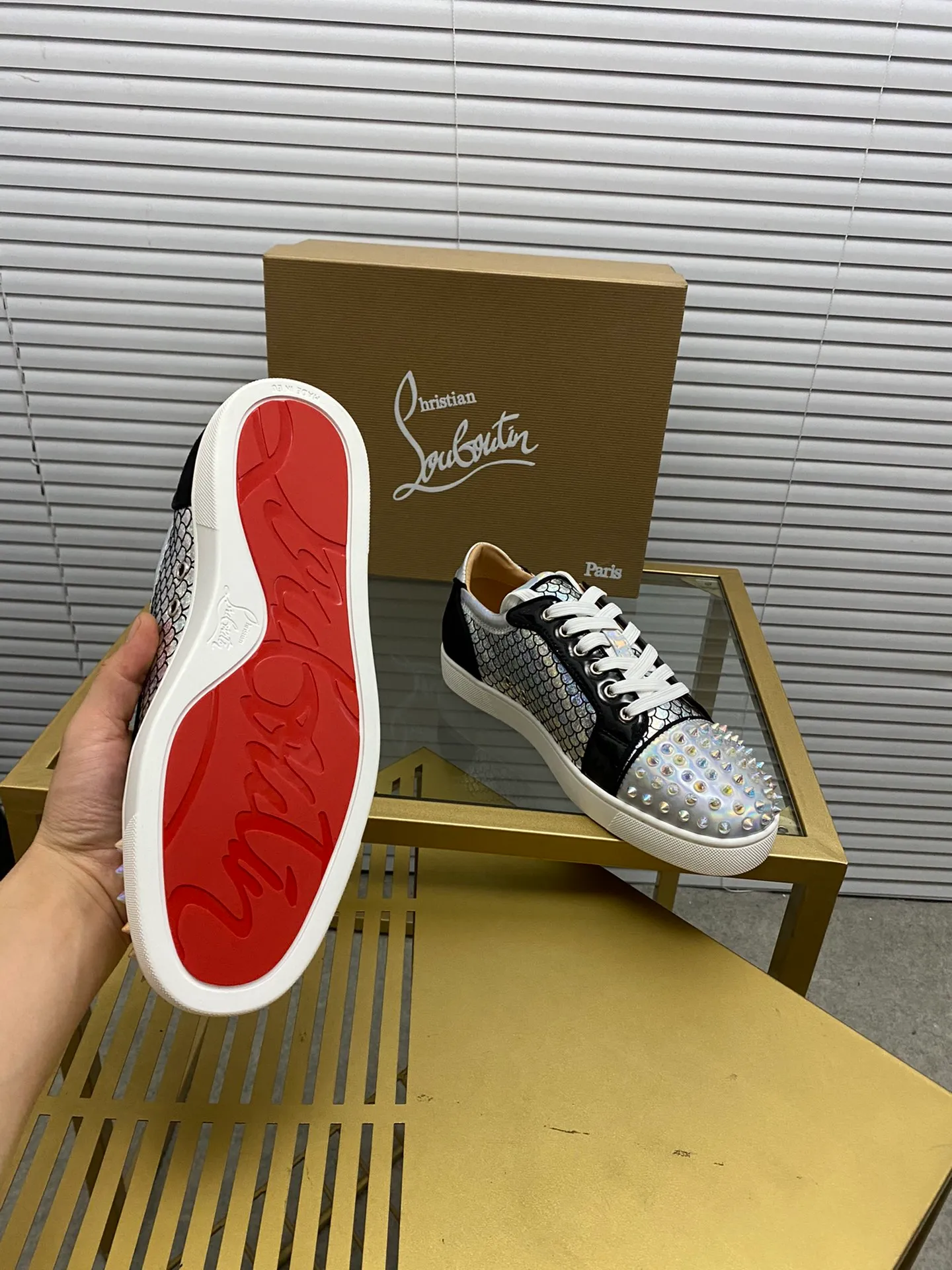 (Customized model) Ex-factory price is 540. christian louboutin (CL red sole shoes) counter series, casual sneakers for couples 📢 📢 📢 Exclusive hot style release 🎈🎈💪 Movable latex feet 👻 Finished outsole line [Proud] 😝Female 35-40# Male 38#-46, global supply😝 [Top version]: Original imported genuine leather upper, top original leather lining, original molded TPU outsole, original 1:1 detail processing, original shoe last,